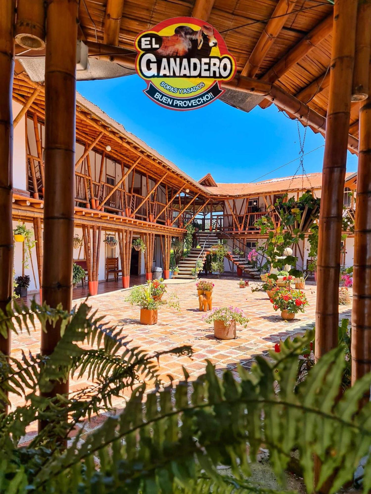 Hotel El Ganadero El Total Esterno foto